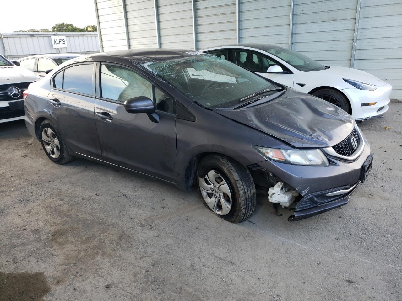 2015 HONDA CIVIC LX - Image 4
