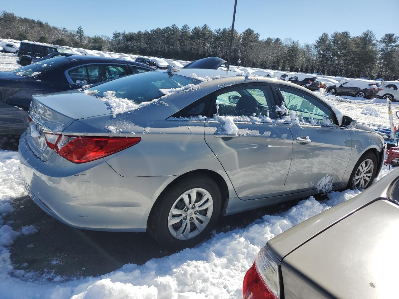 2011 HYUNDAI SONATA GLS - Image 3