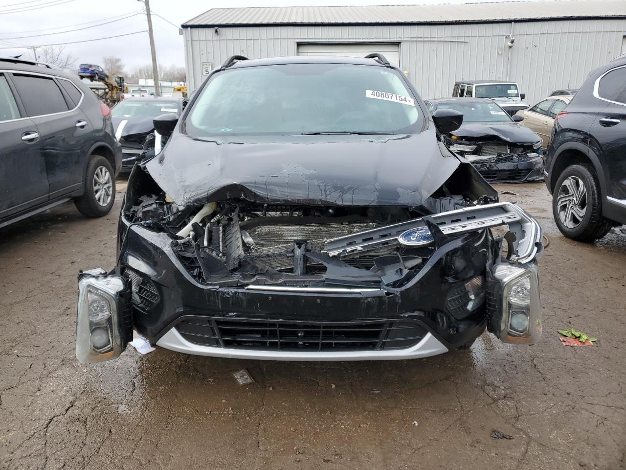 2017 FORD ESCAPE SE - Фото 5