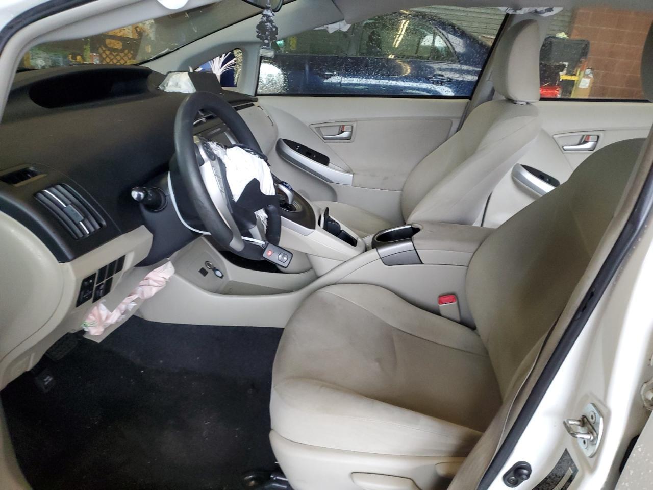 2013 TOYOTA PRIUS - Image 7