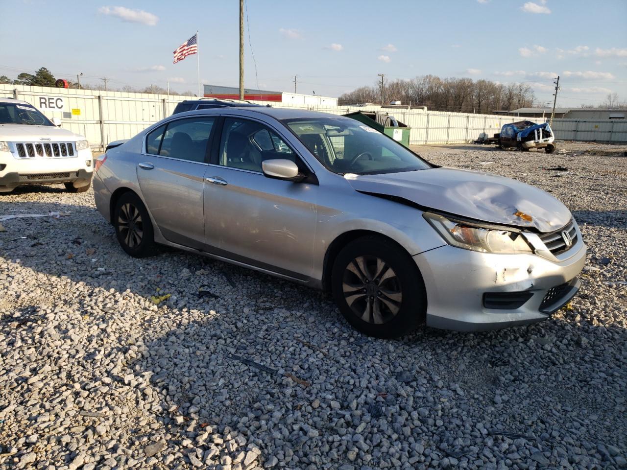 2014 HONDA ACCORD LX - Image 4