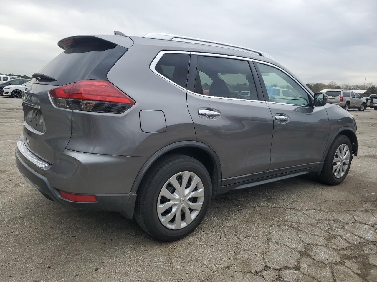 2017 NISSAN ROGUE S - Фото 3