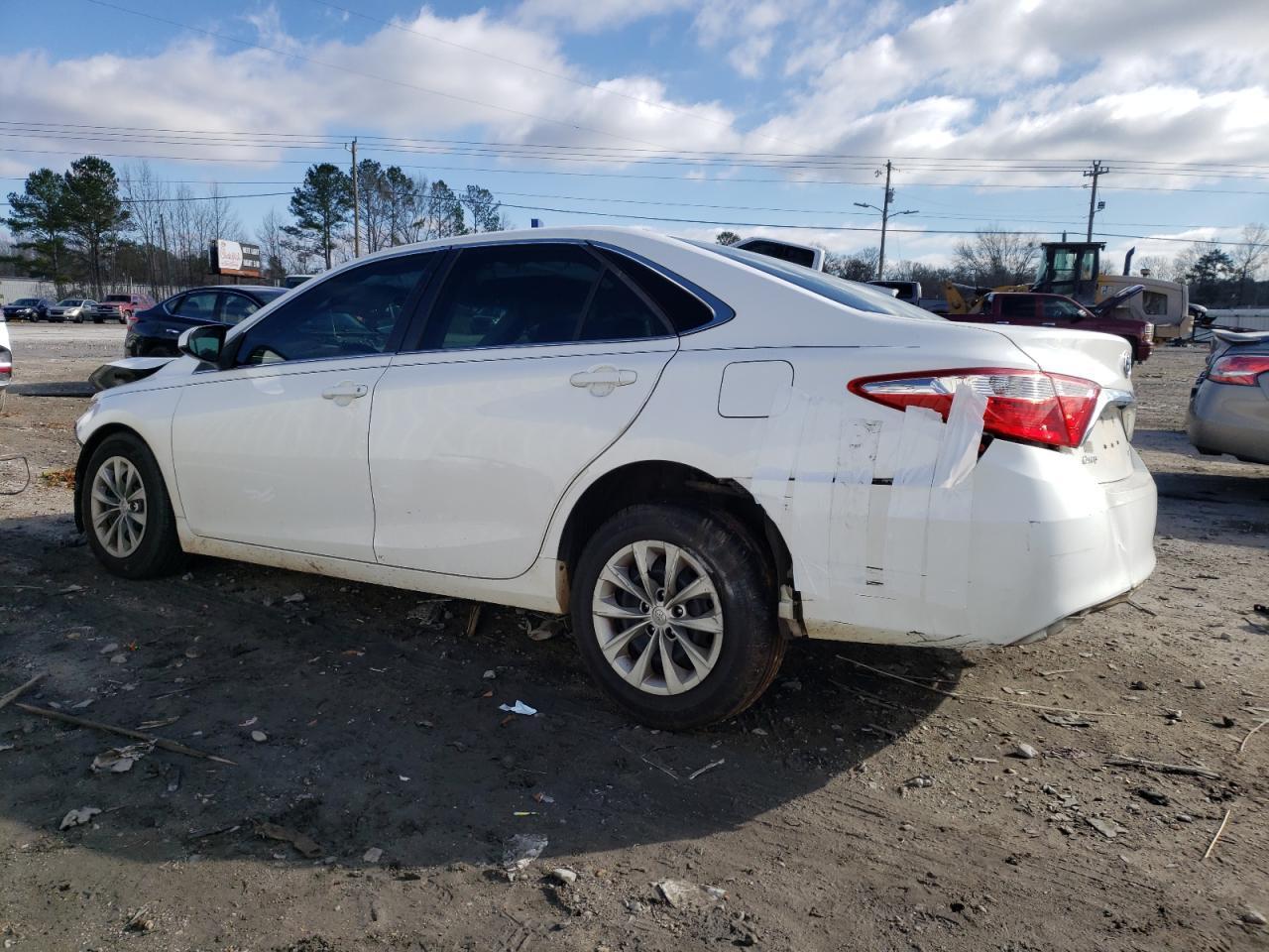 2017 TOYOTA CAMRY LE - Image 2