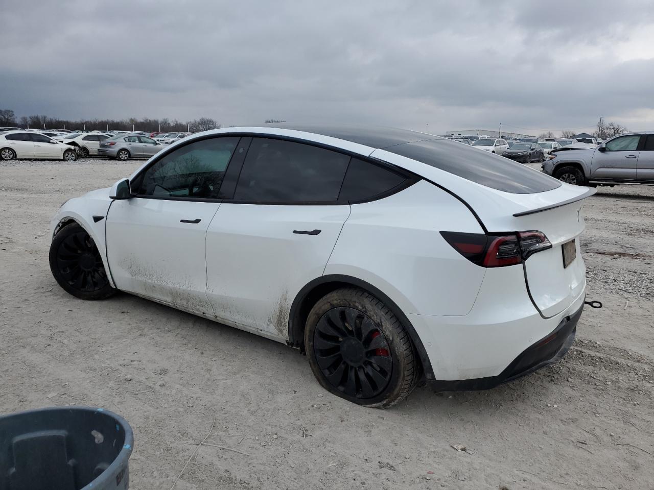 2022 TESLA MODEL Y - Image 2
