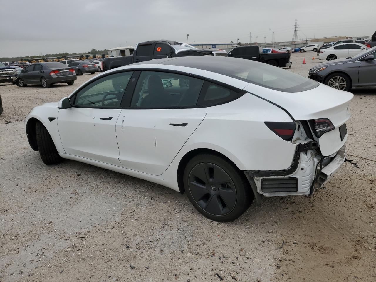 2021 TESLA MODEL 3 - Image 2
