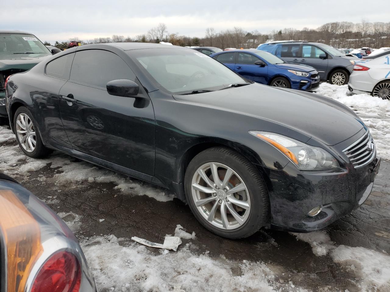 2012 INFINITI G37 - Image 4