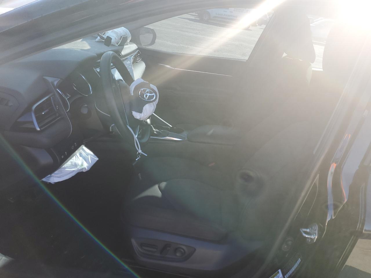 2020 TOYOTA CAMRY LE - Фото 7