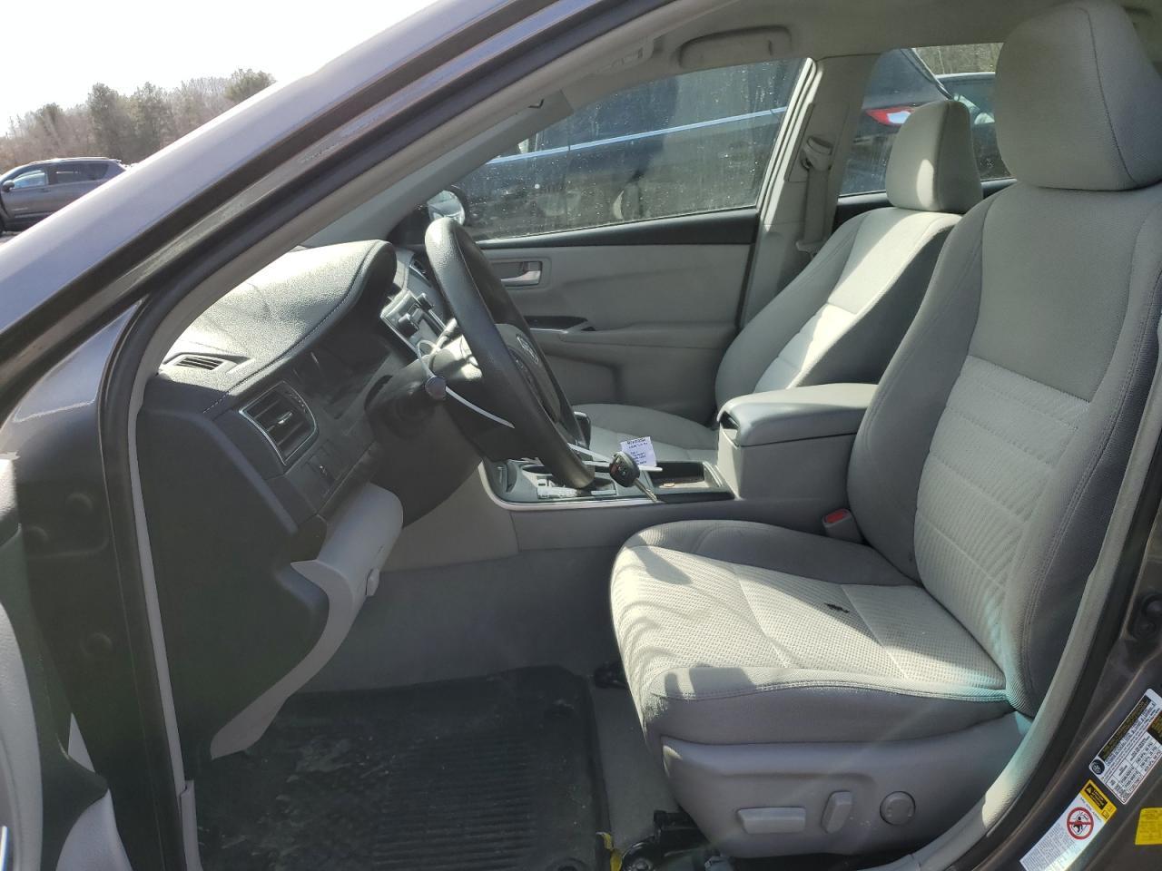 2017 TOYOTA CAMRY LE - Image 7