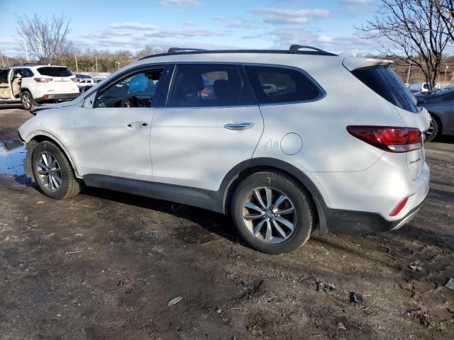 2017 Hyundai Santa Fe Se - Image 2
