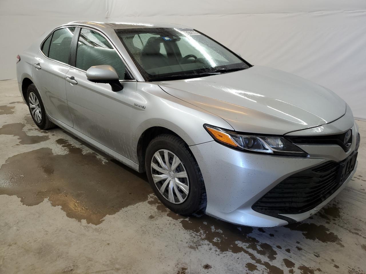 2018 TOYOTA CAMRY LE - Image 4