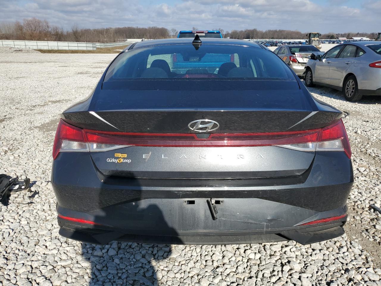 2022 HYUNDAI ELANTRA SE - Фото 6