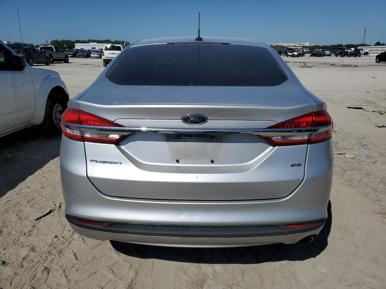 2017 FORD FUSION SE - Фото 6