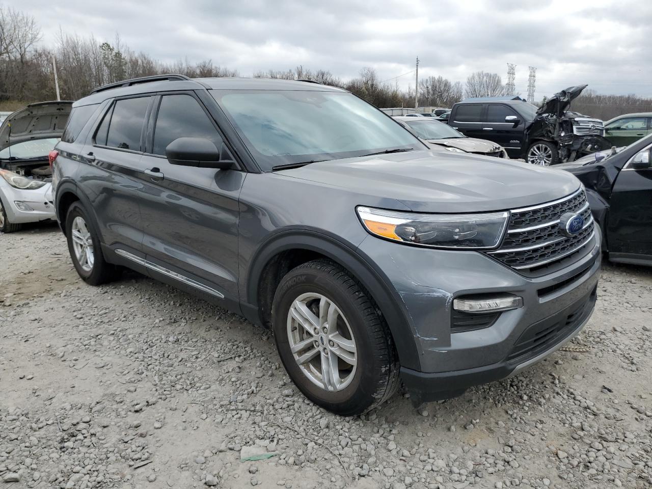 2023 FORD EXPLORER X - Image 4