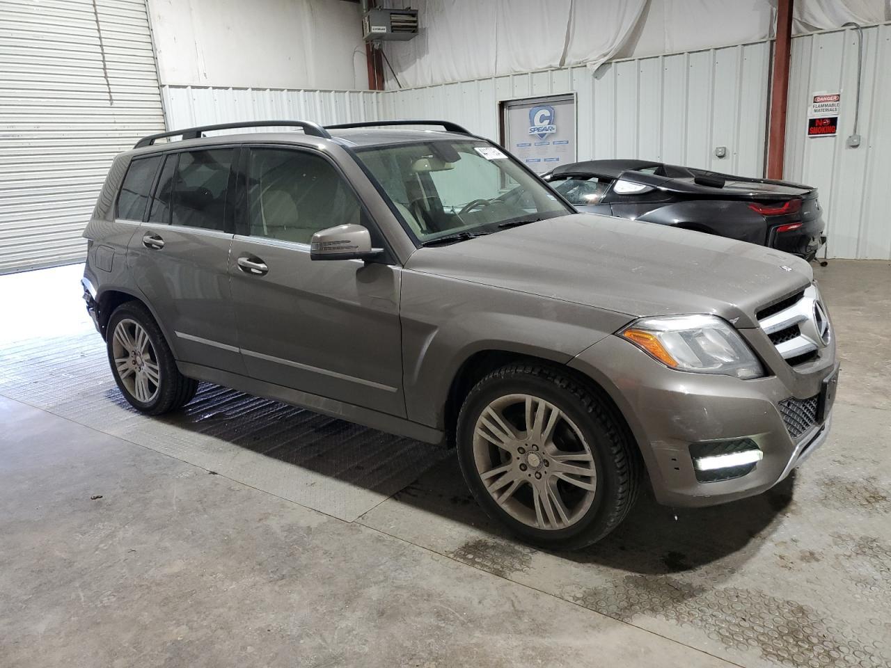 2014 MERCEDES-BENZ GLK 350 - Image 4