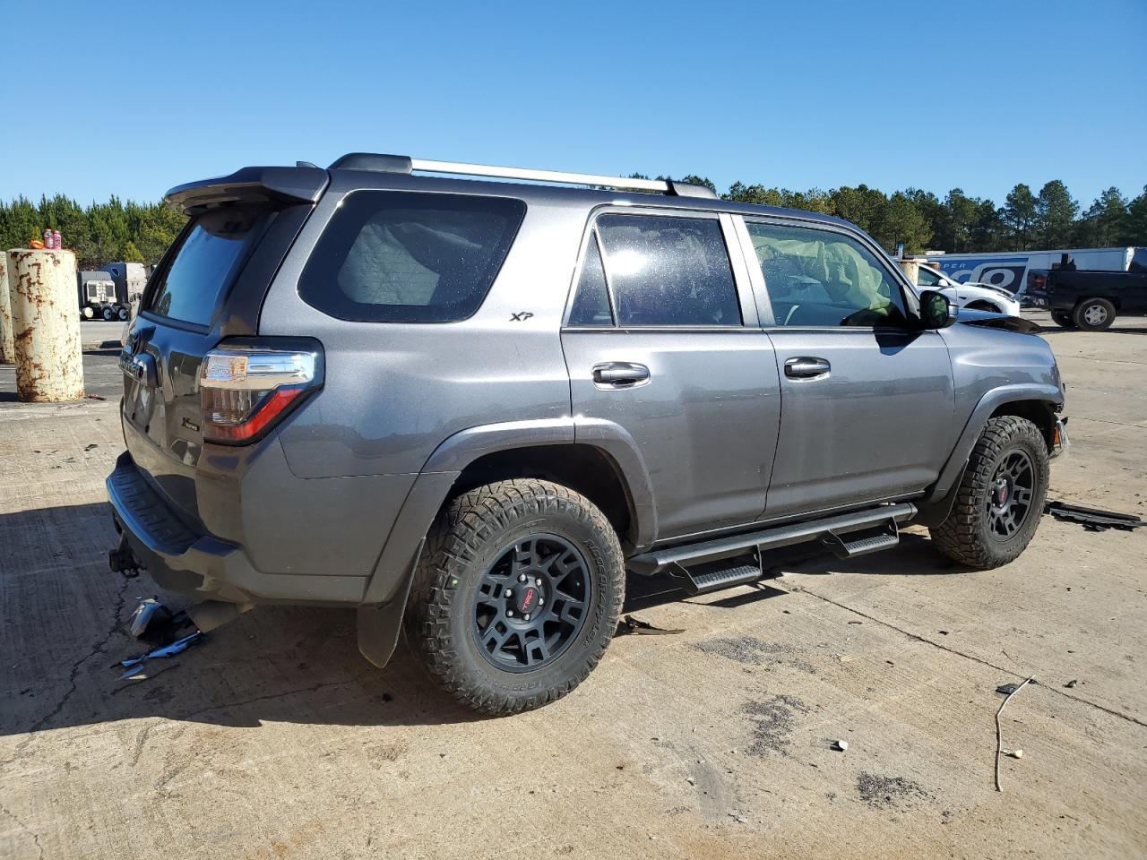 2020 TOYOTA 4RUNNER SR - Фото 3