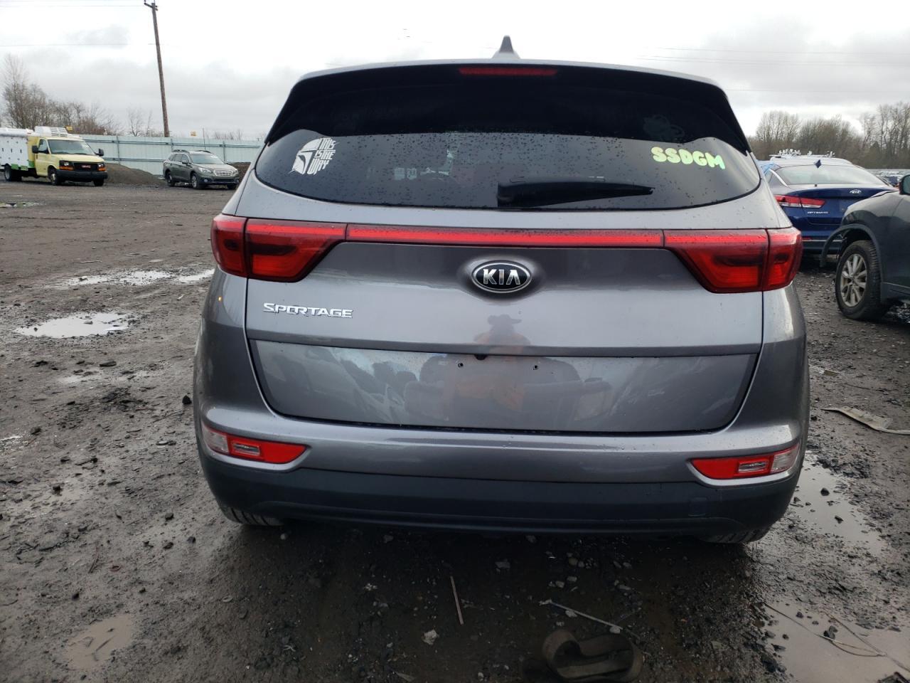 2017 KIA SPORTAGE L - Image 6