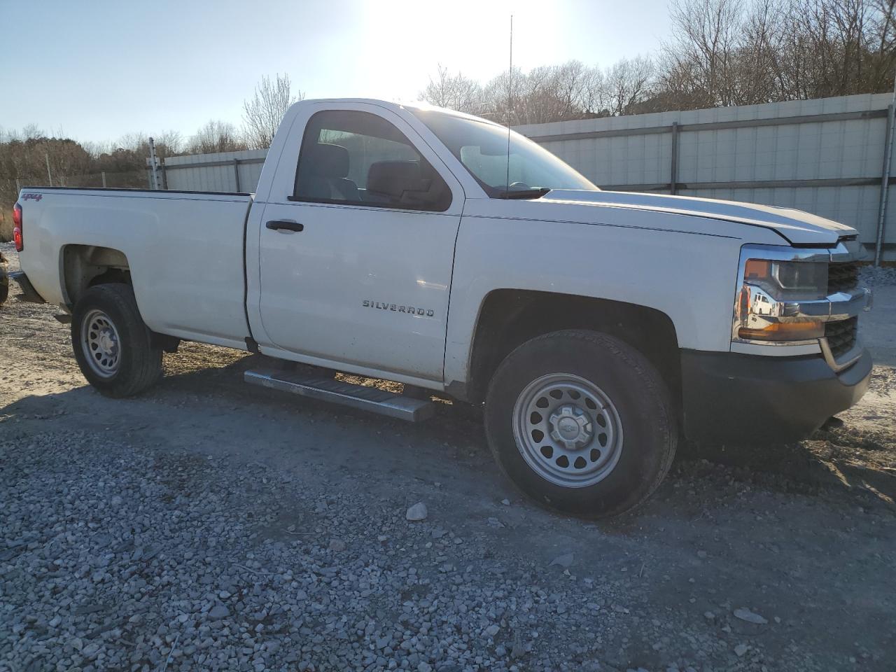 2016 CHEVROLET SILVERADO - Image 4