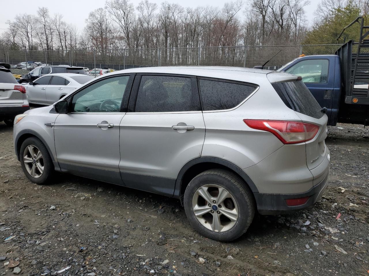 2015 FORD ESCAPE SE - Image 2