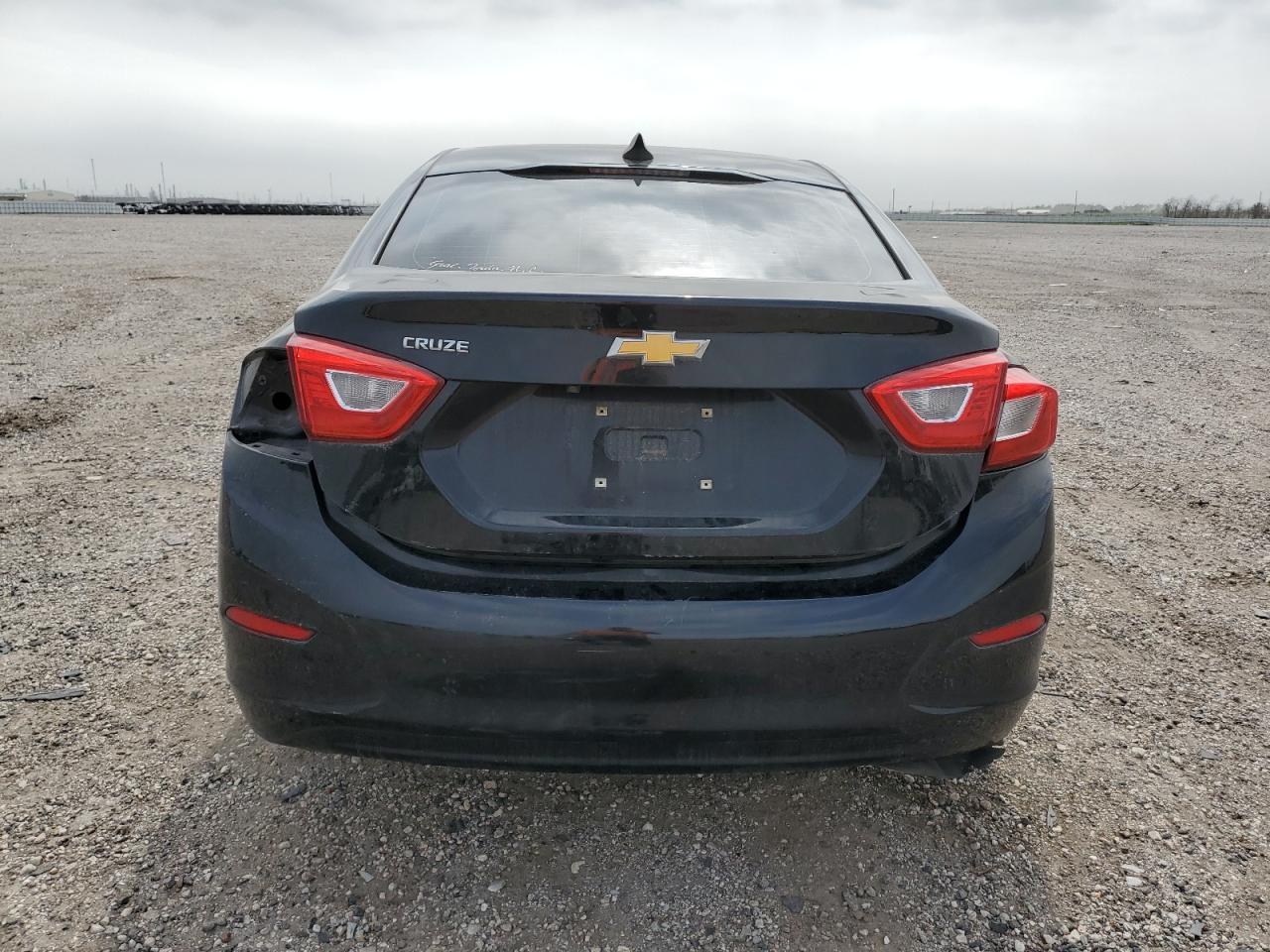 2017 CHEVROLET CRUZE LS - Image 6