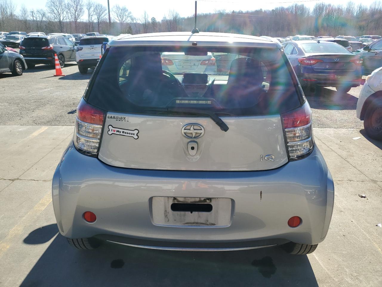 2014 TOYOTA SCION IQ - Фото 6
