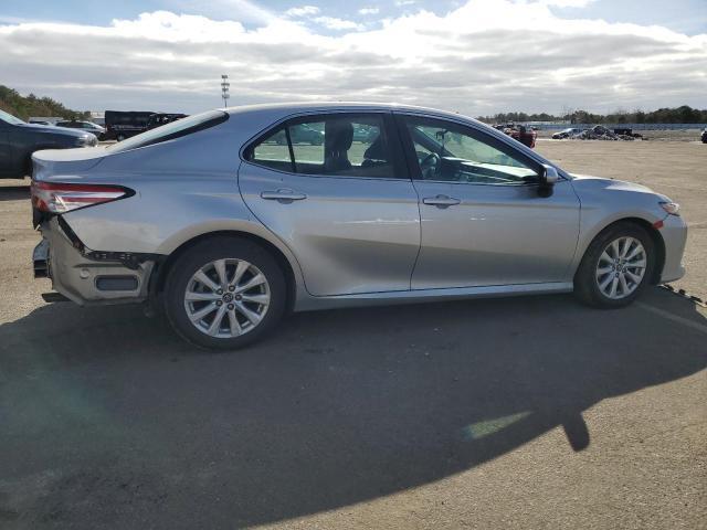 2018 TOYOTA CAMRY L - Фото 3