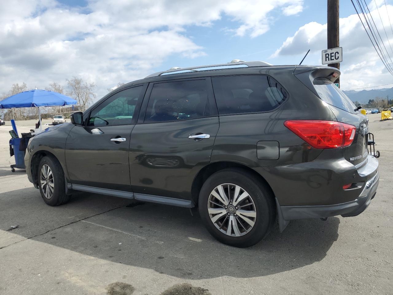 2017 NISSAN PATHFINDER - Фото 2