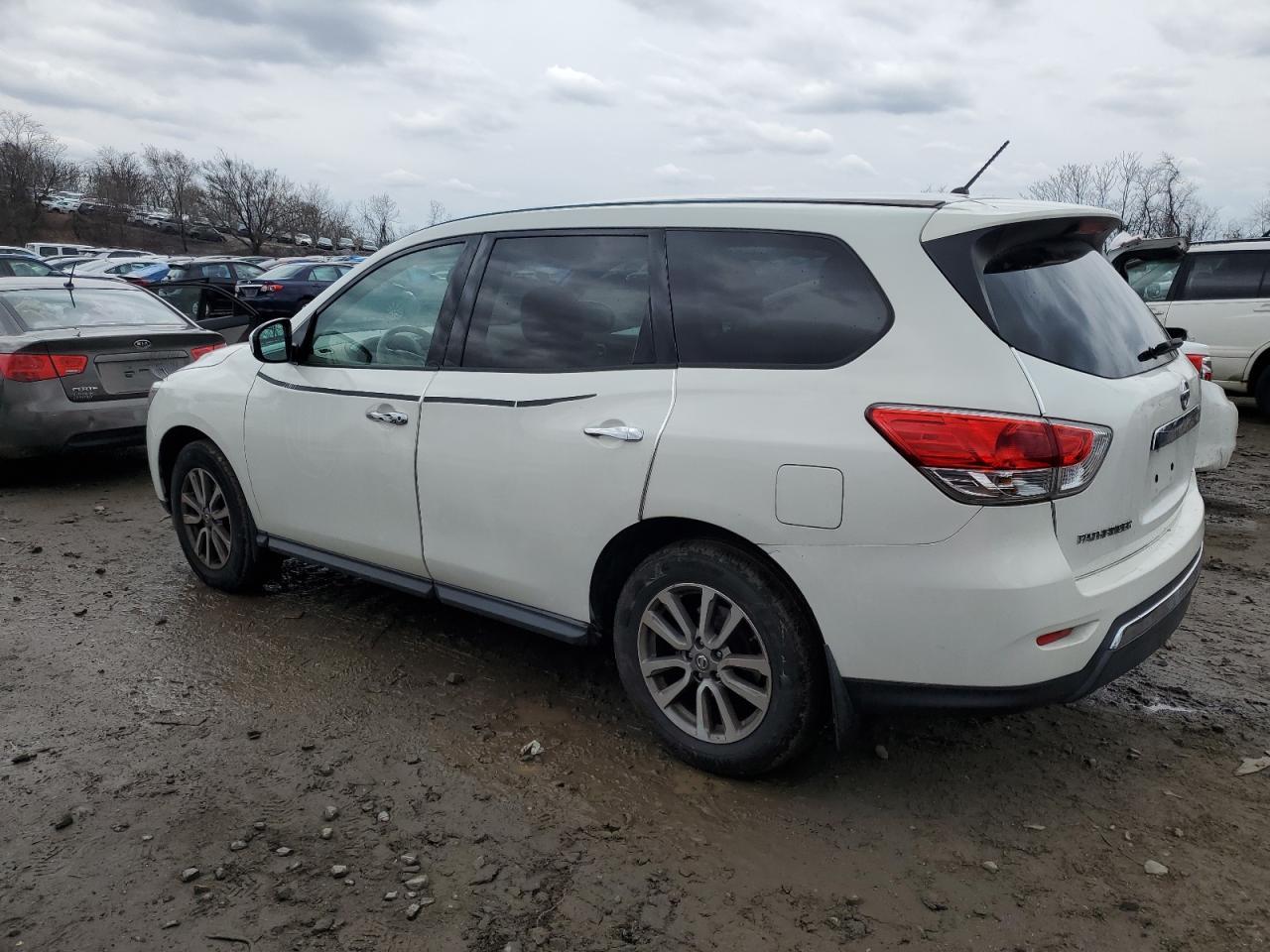 2013 NISSAN PATHFINDER - Image 2