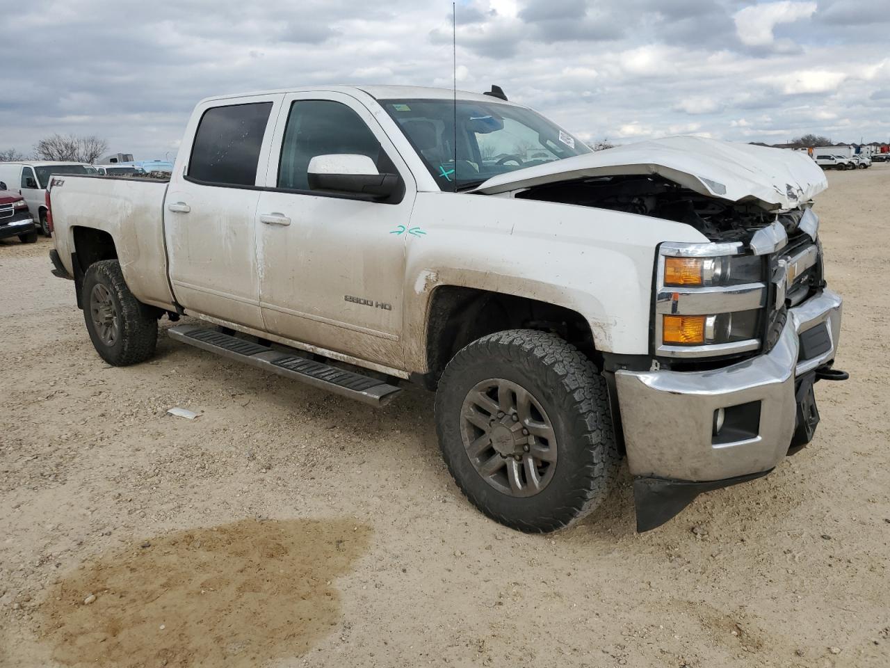 2016 CHEVROLET SILVERADO - Image 4