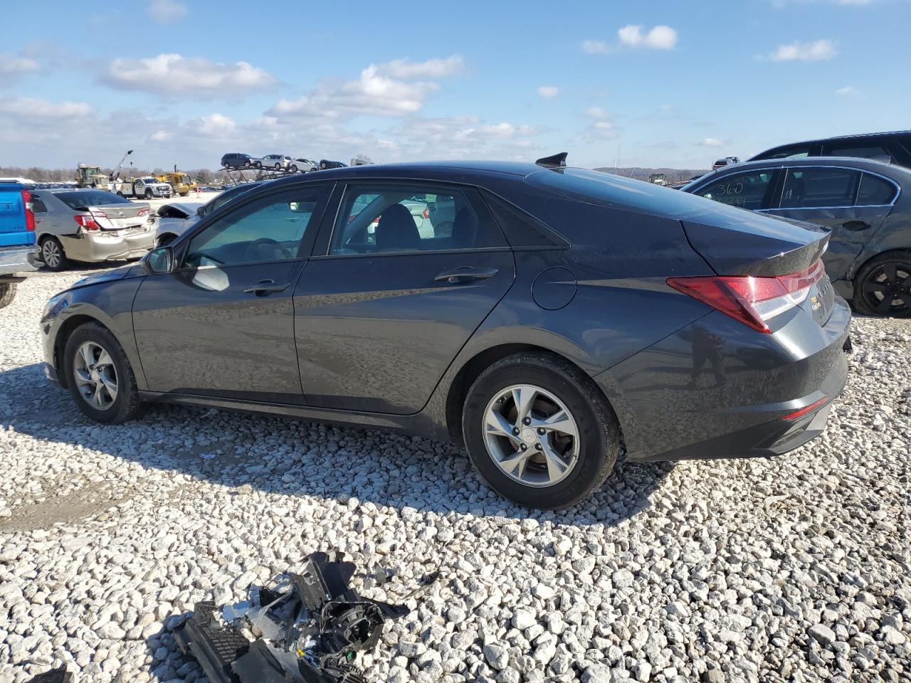 2022 HYUNDAI ELANTRA SE - Фото 2