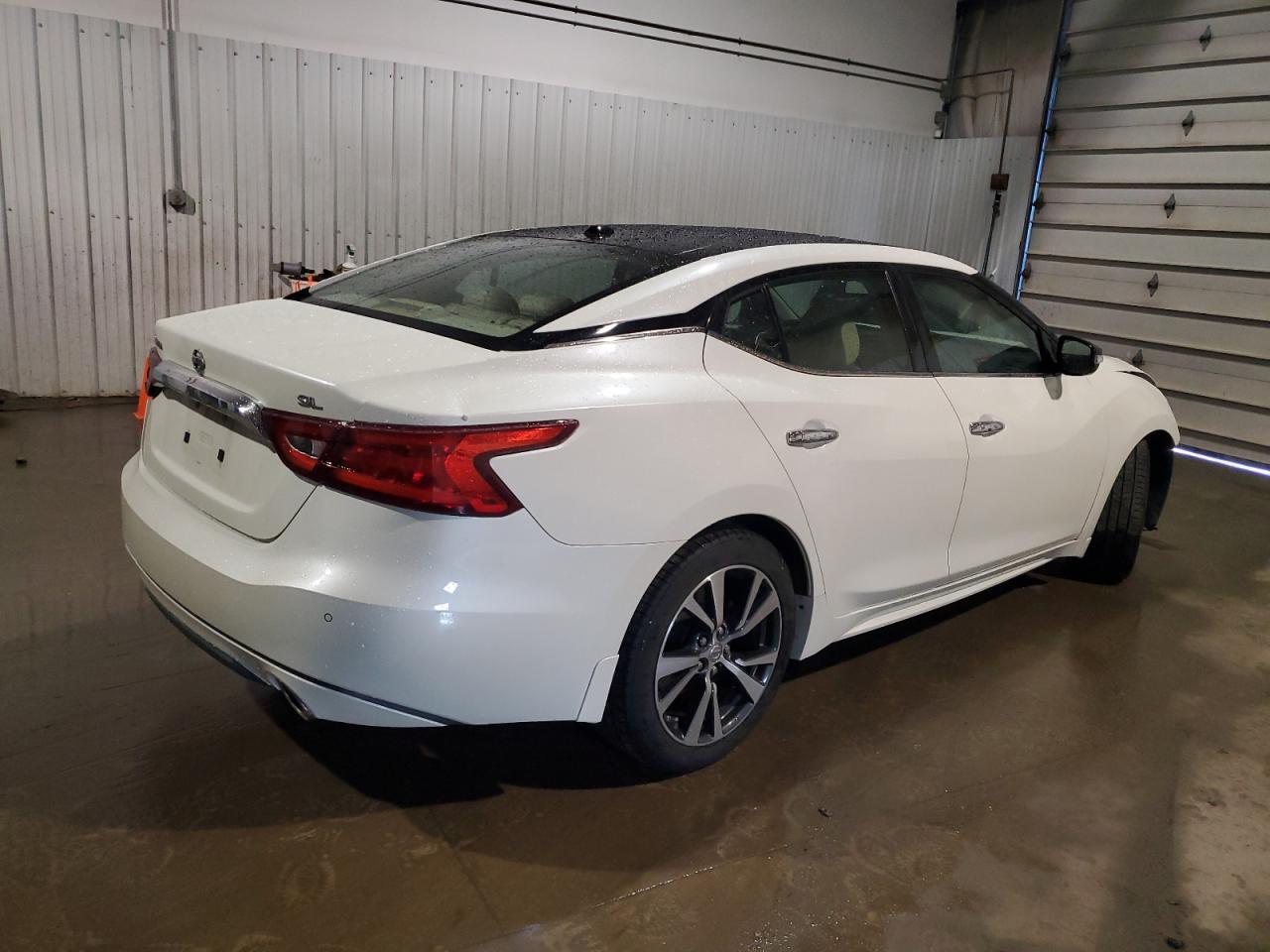 2016 NISSAN MAXIMA 3.5 - Фото 3