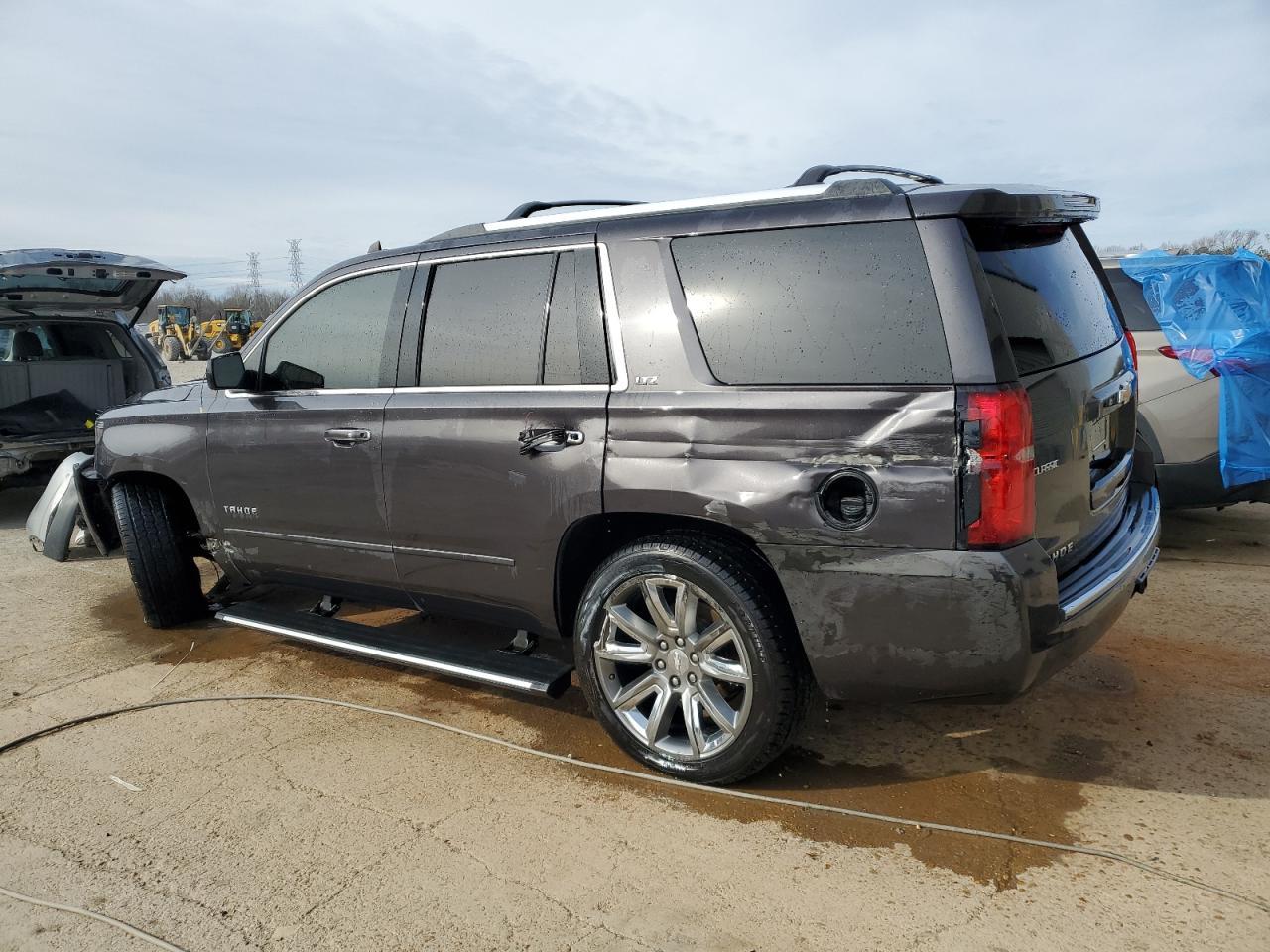 2015 CHEVROLET TAHOE K150 - Фото 2