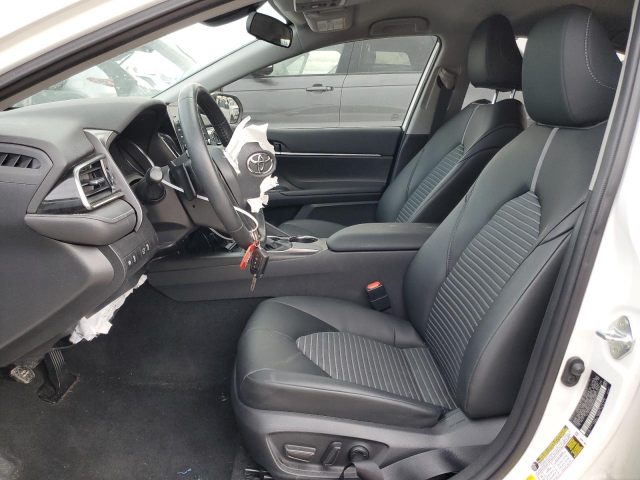 2021 TOYOTA CAMRY SE - Image 7