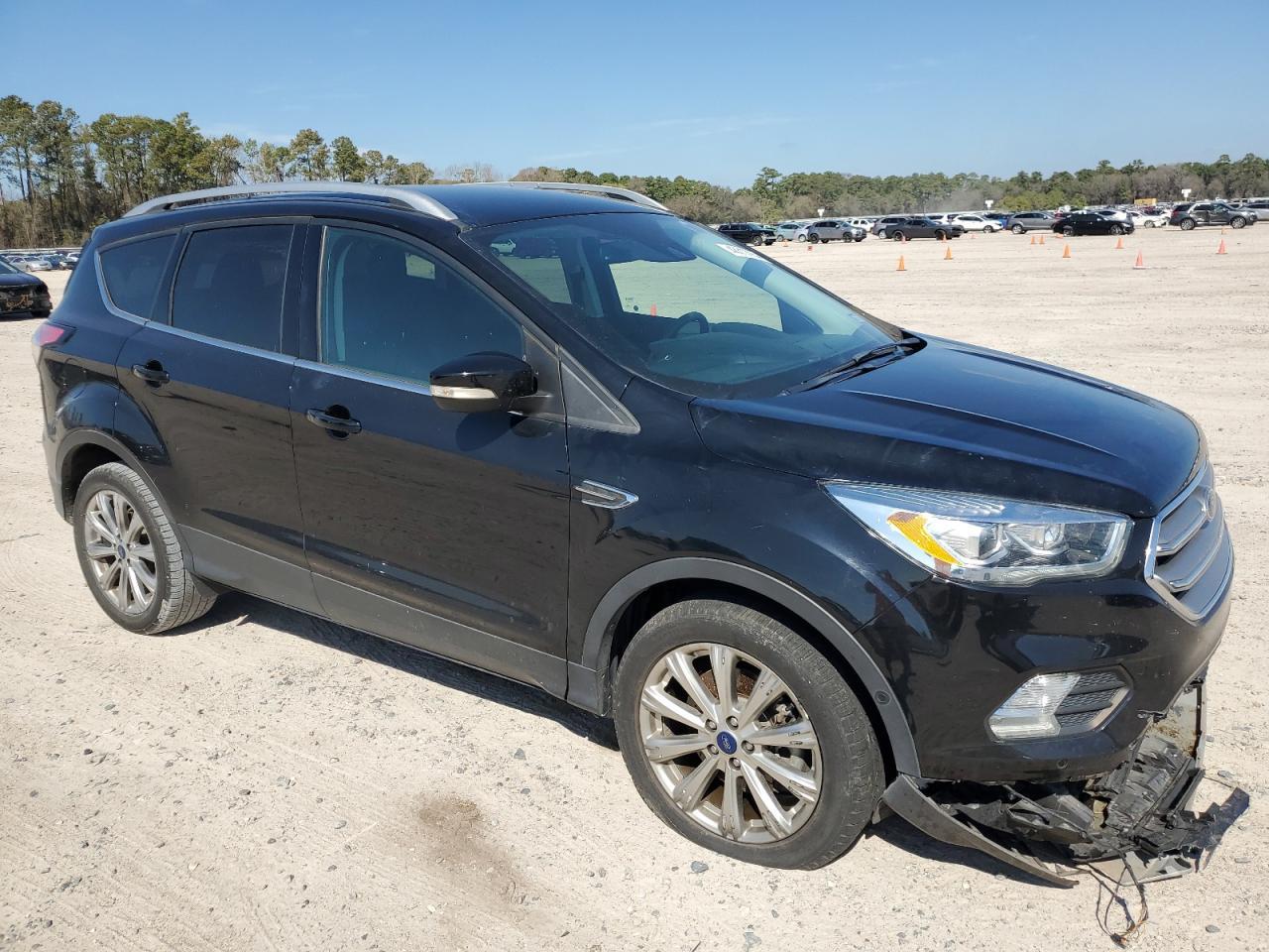 2017 FORD ESCAPE TIT - Image 4