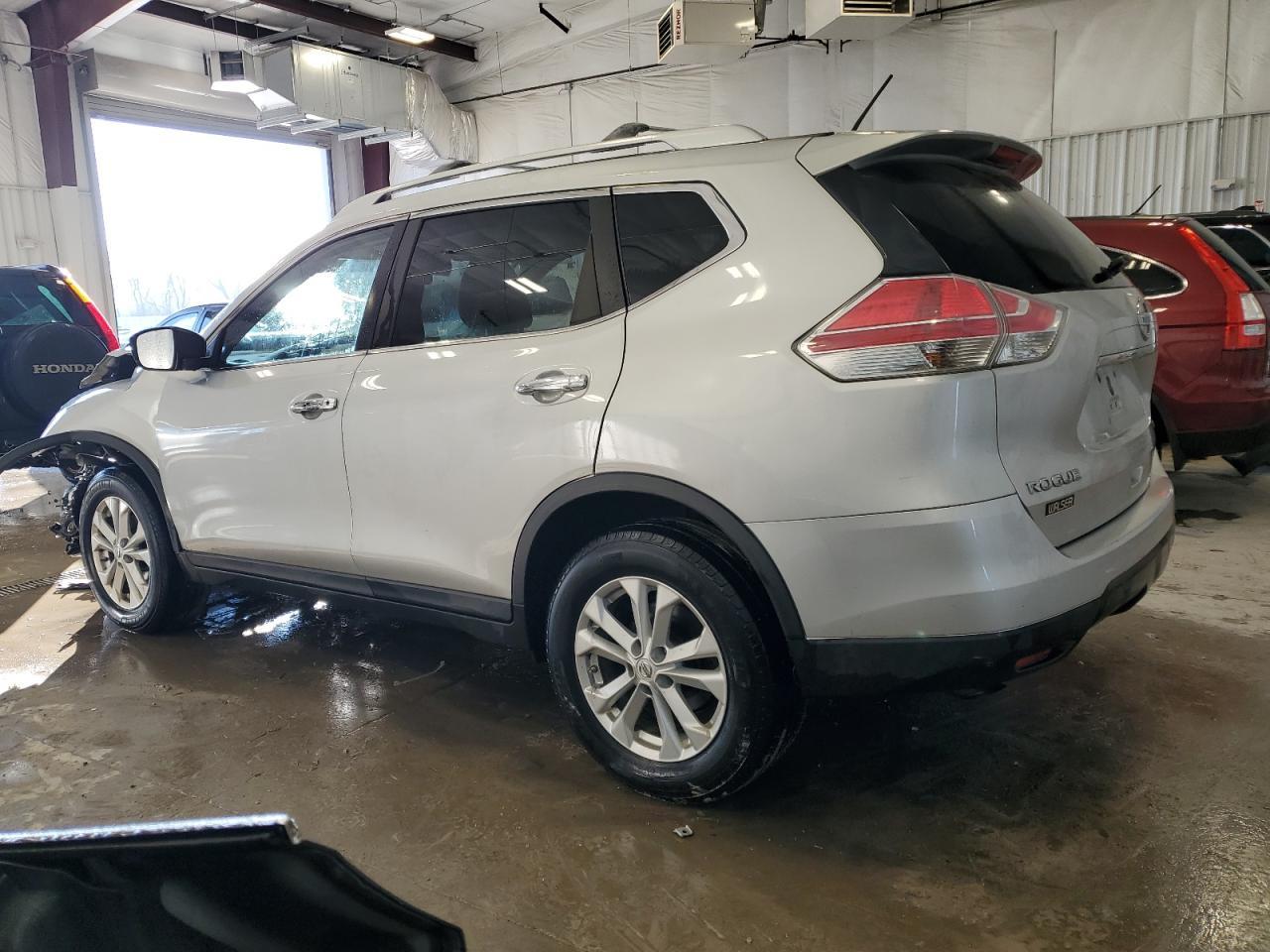 2015 NISSAN ROGUE S - Фото 2