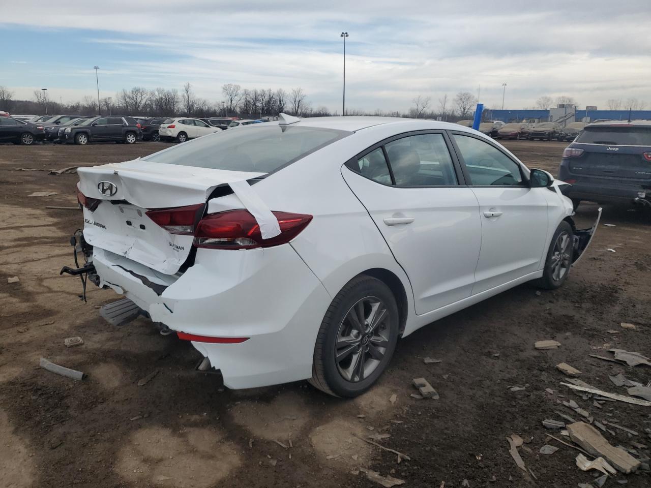 2018 HYUNDAI ELANTRA SE - Фото 3