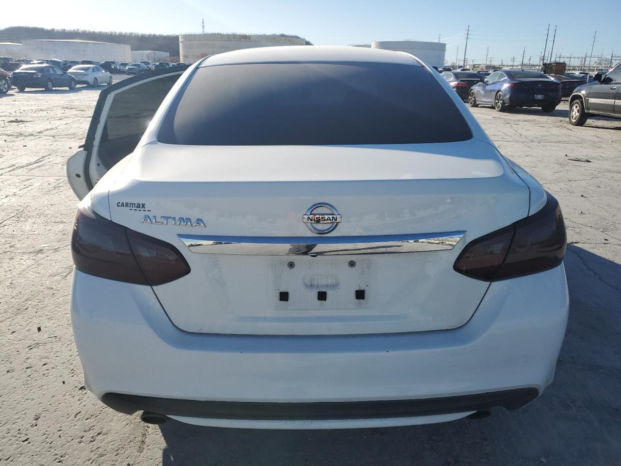 2017 NISSAN ALTIMA 2.5 - Фото 6