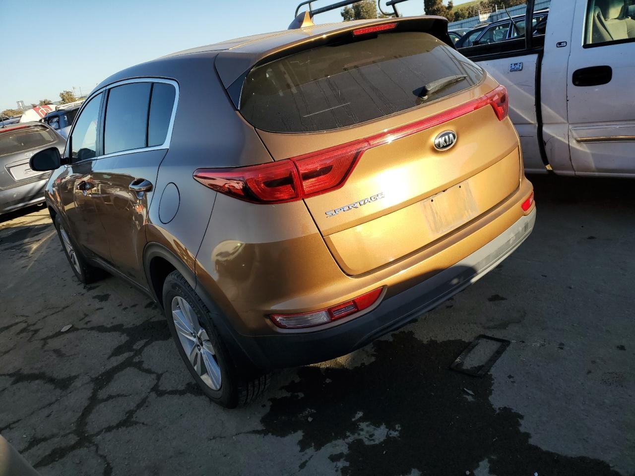2017 KIA SPORTAGE L - Image 2