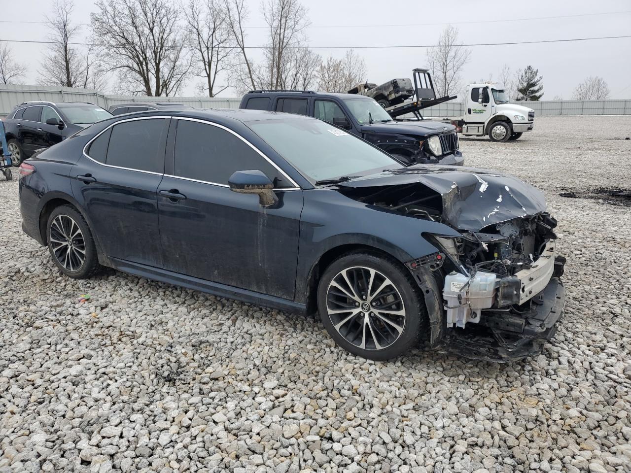 2019 TOYOTA CAMRY L - Фото 4