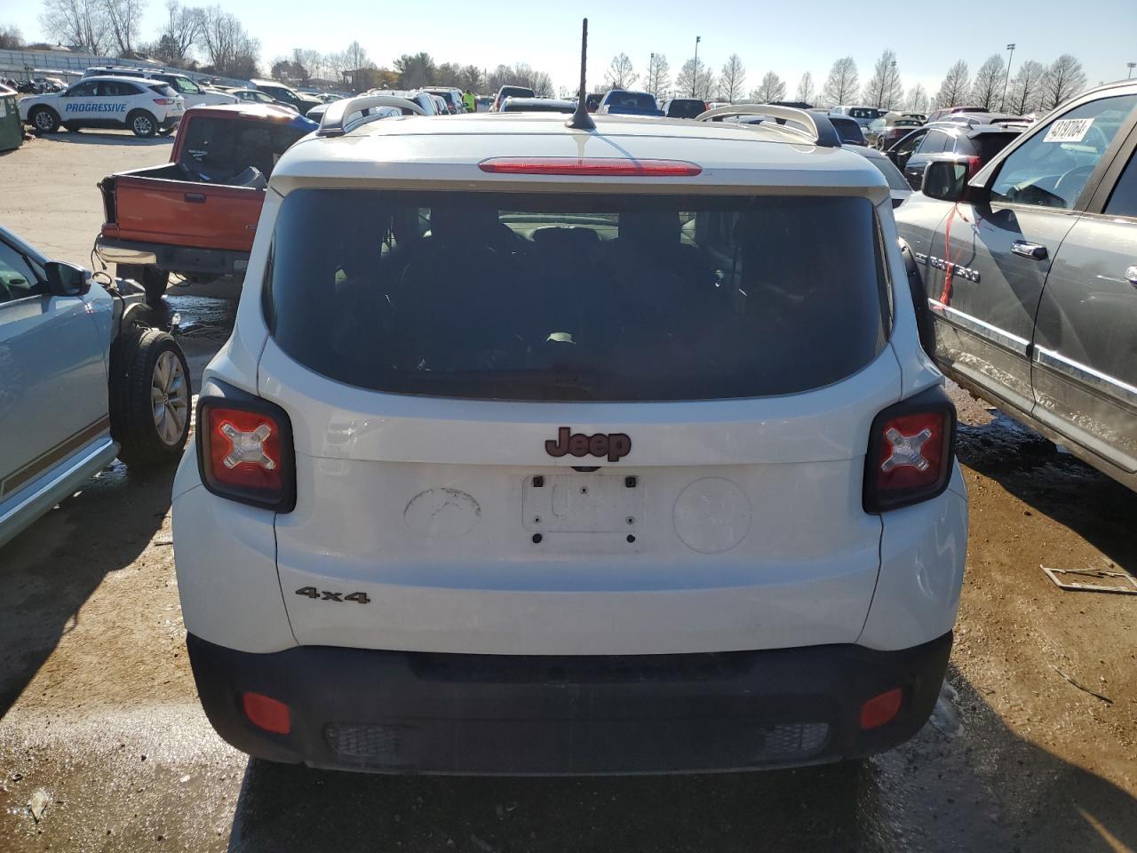 2016 JEEP RENEGADE L - Image 6