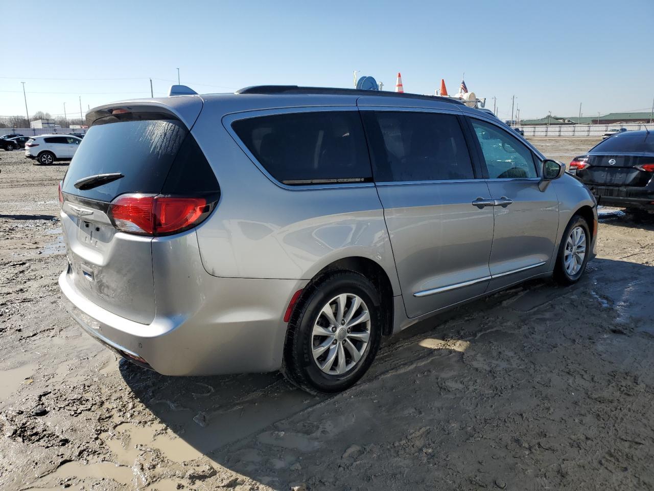 2017 CHRYSLER PACIFICA T - Фото 3