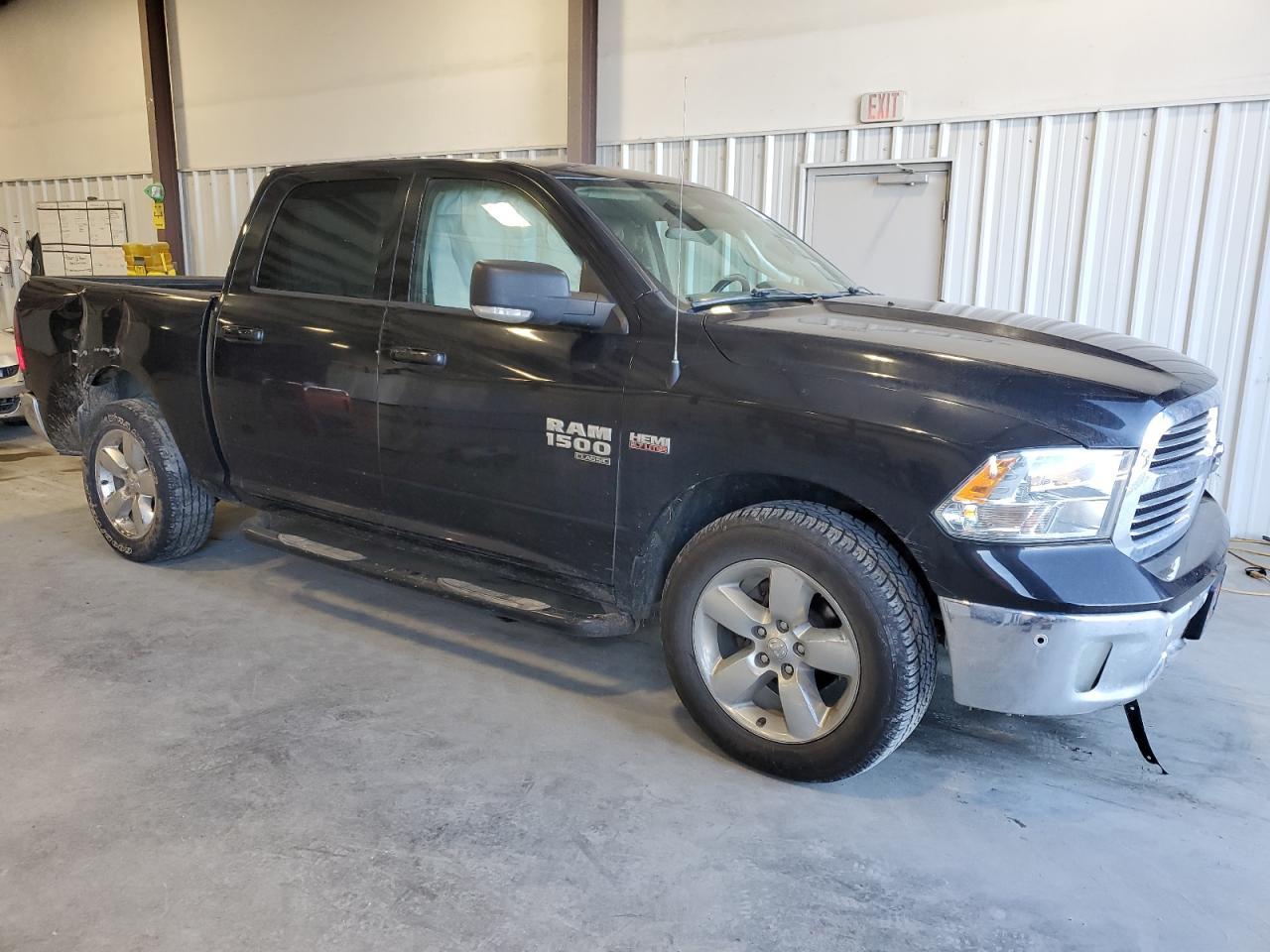 2019 RAM 1500 CLASS - Фото 4