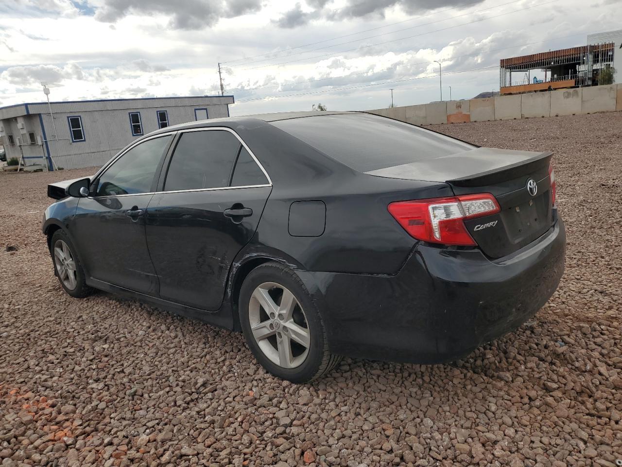 2014 TOYOTA CAMRY L - Фото 2