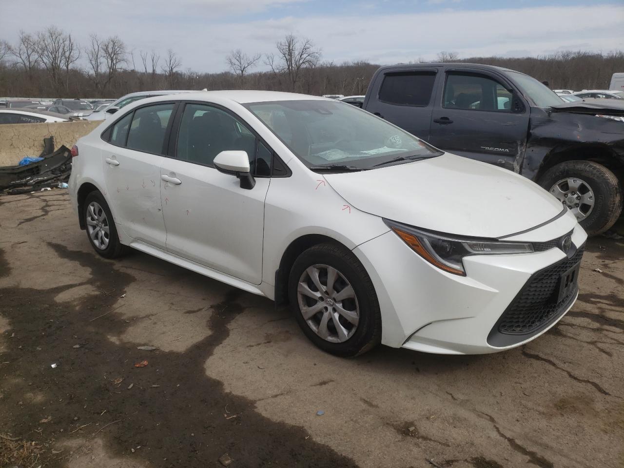 2020 TOYOTA COROLLA LE - Фото 4