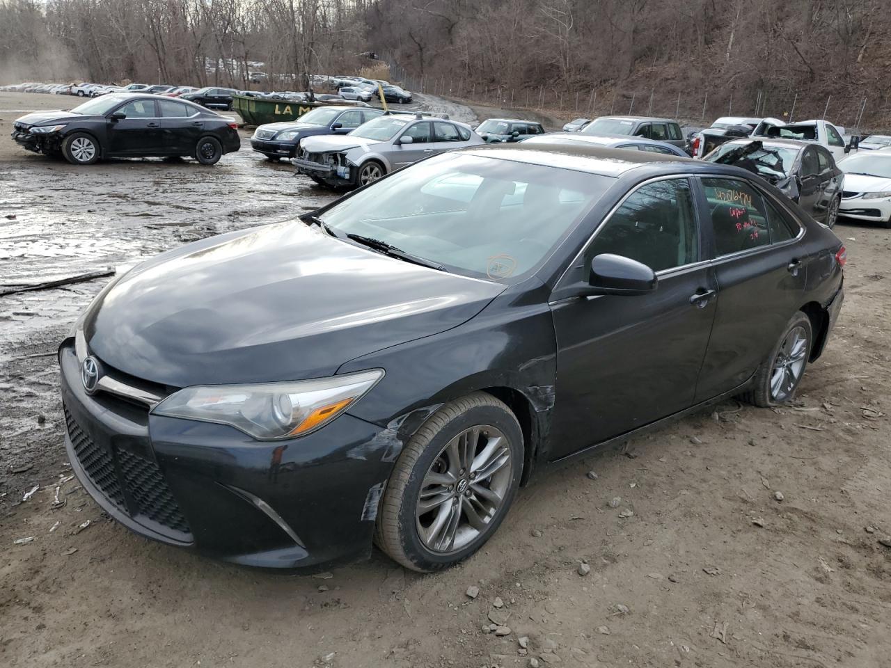 2016 TOYOTA CAMRY LE