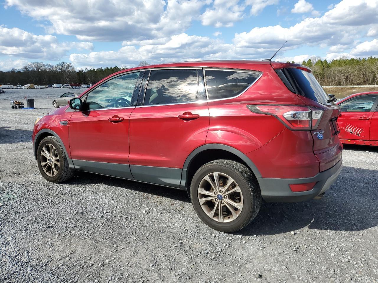 2017 FORD ESCAPE SE - Фото 2