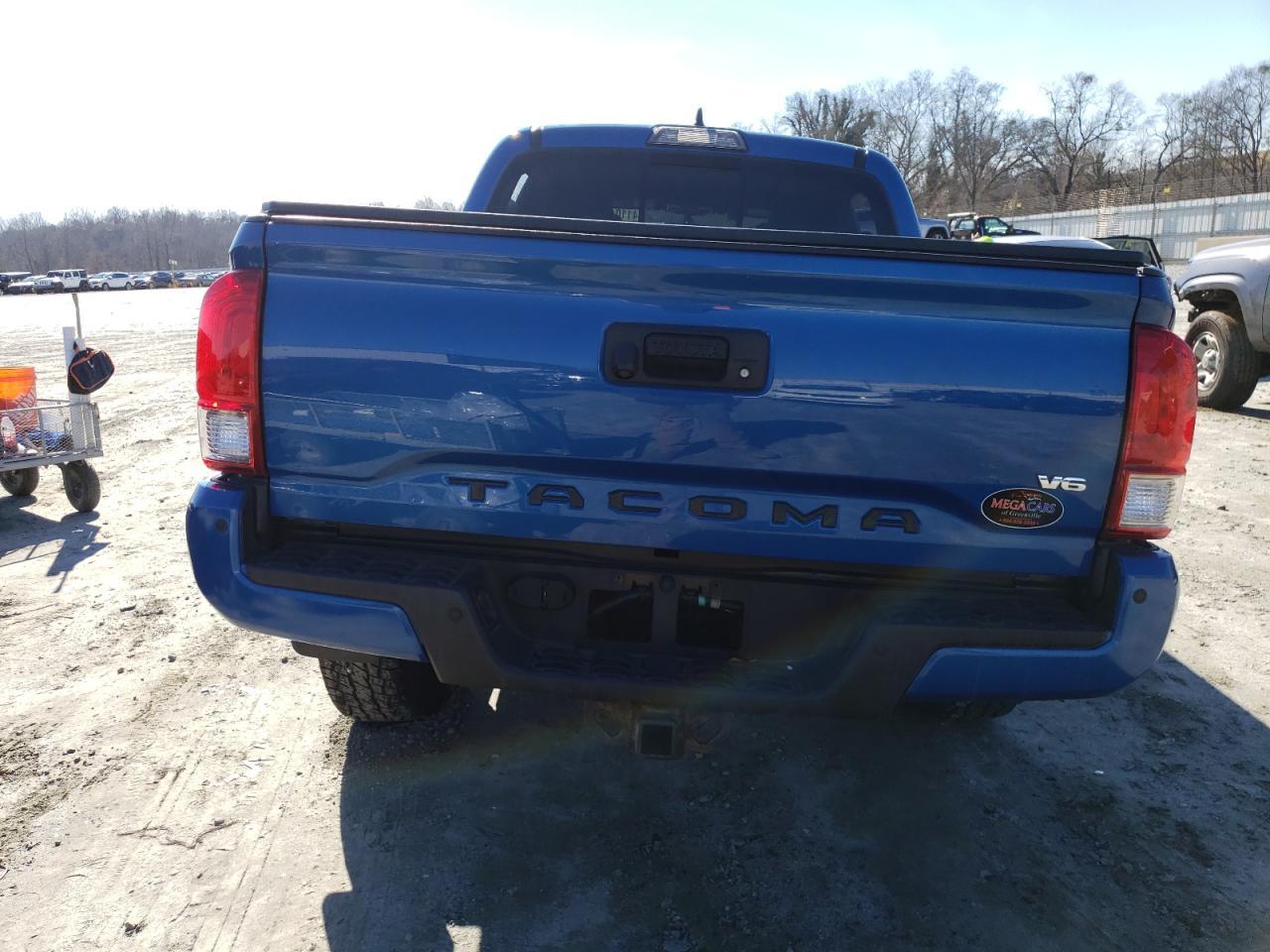 2017 TOYOTA TACOMA DOU - Фото 6