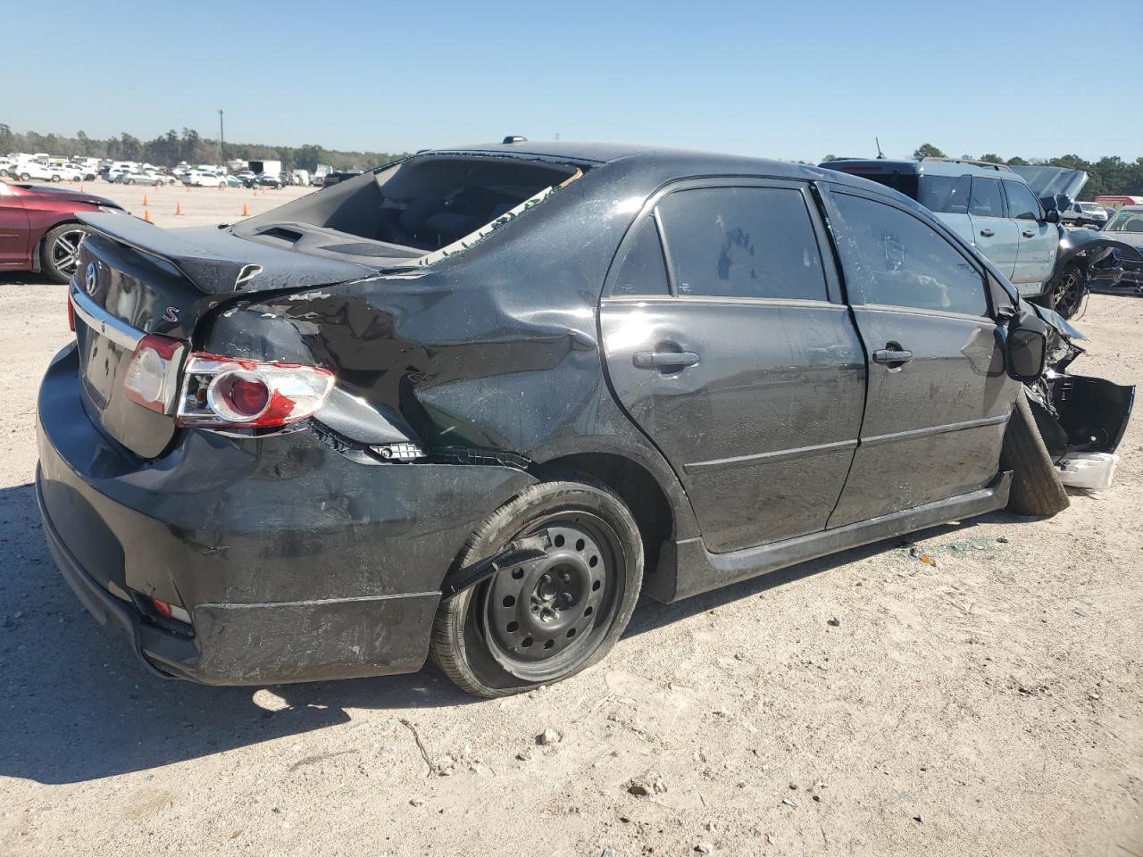 2013 TOYOTA COROLLA BA - Фото 3
