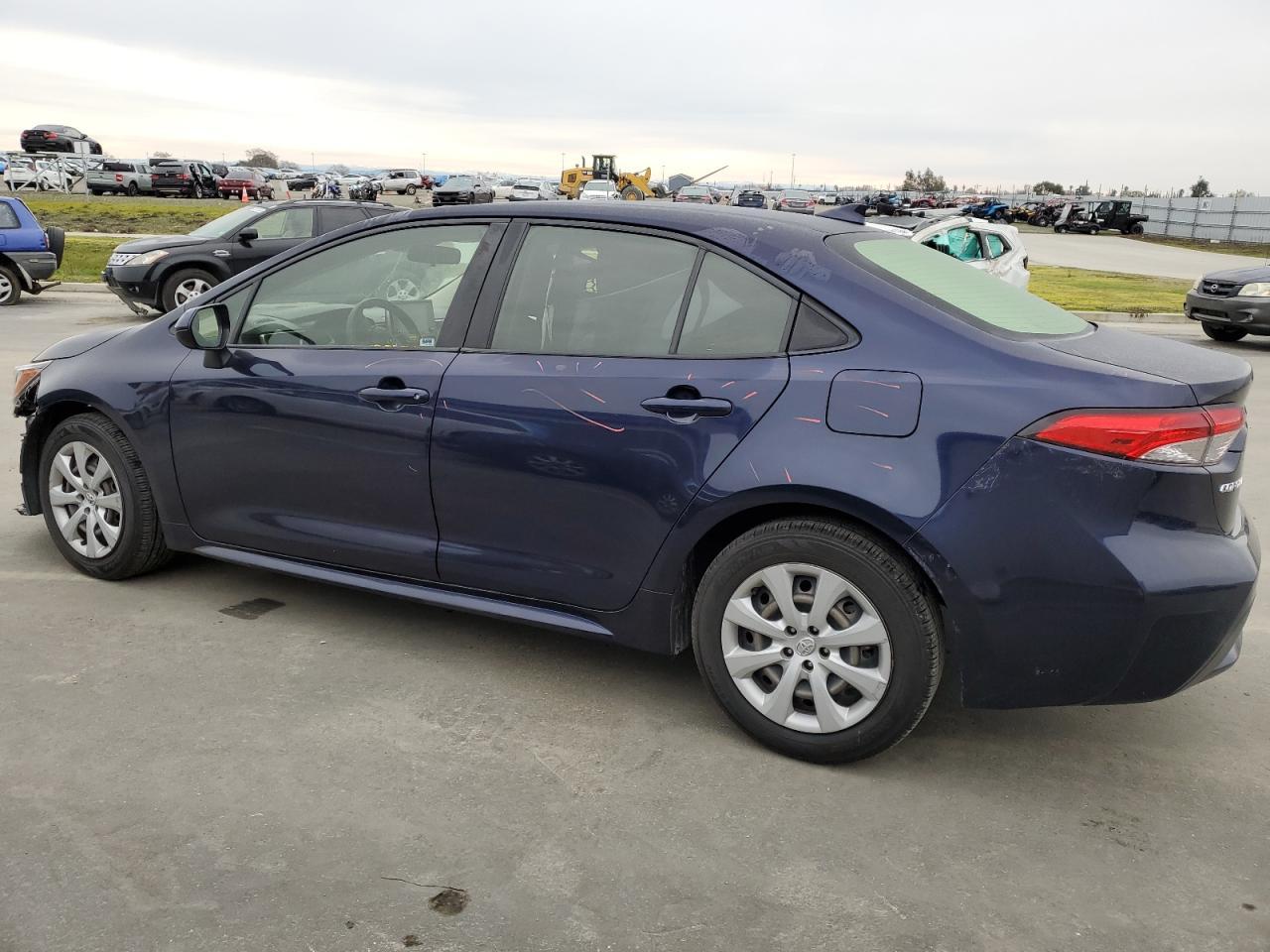 2020 TOYOTA COROLLA LE - Фото 2