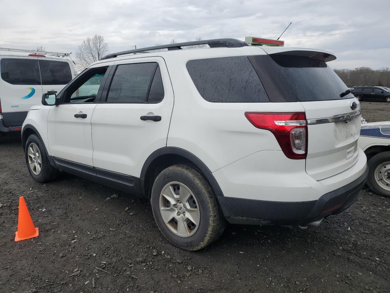 2013 FORD EXPLORER - Фото 2