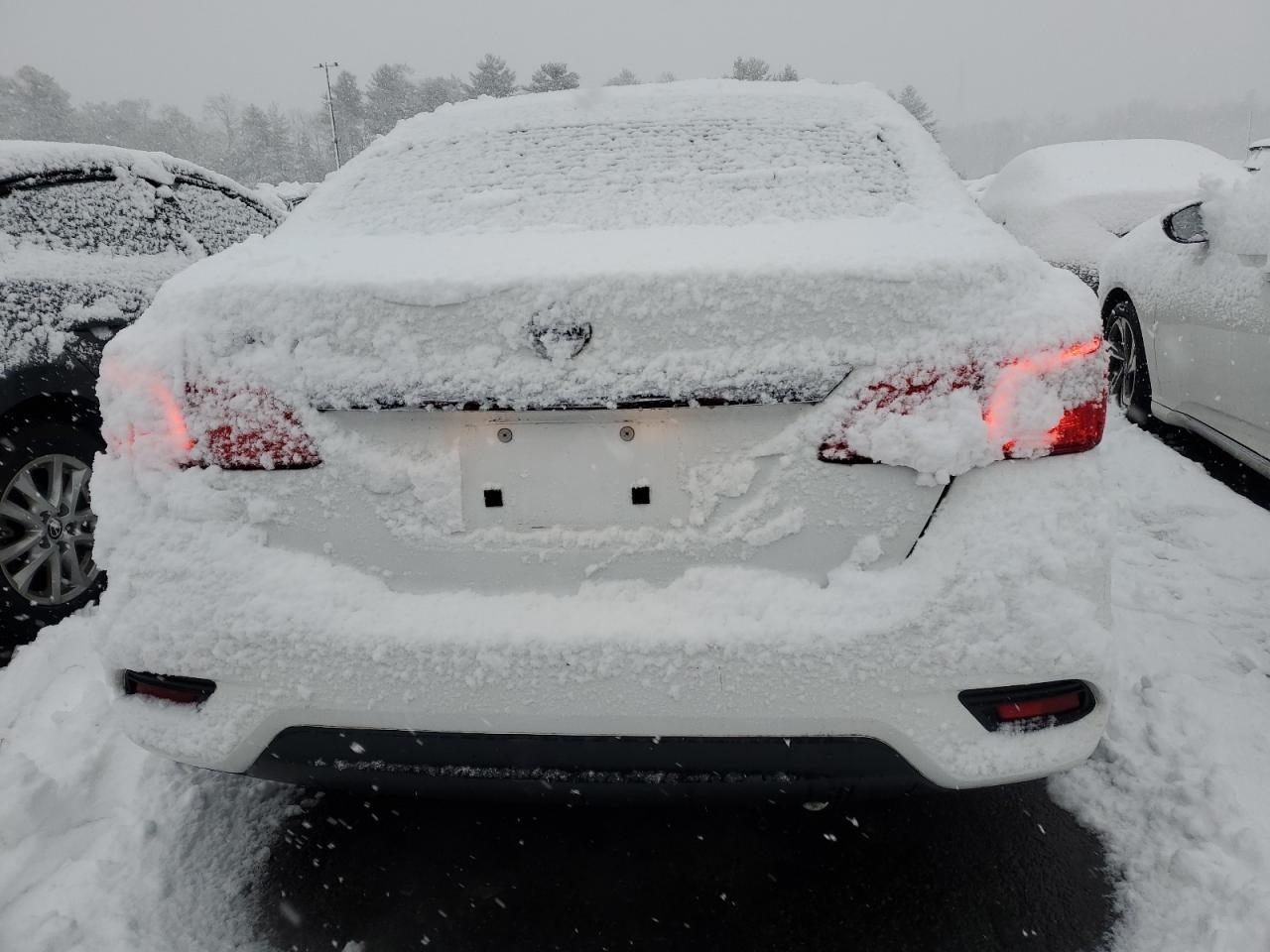 2017 NISSAN SENTRA S - Фото 6